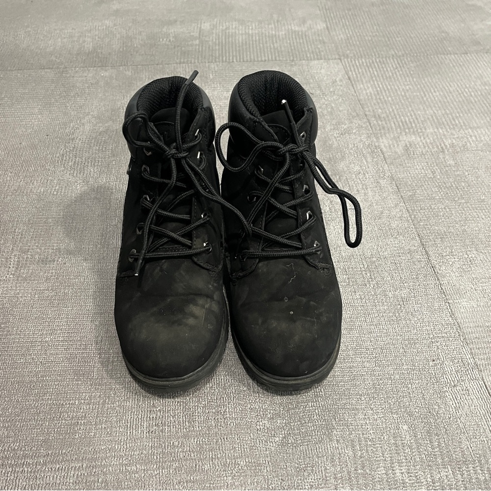 Kids Black High-Top Lugz Sneakers Size 11
